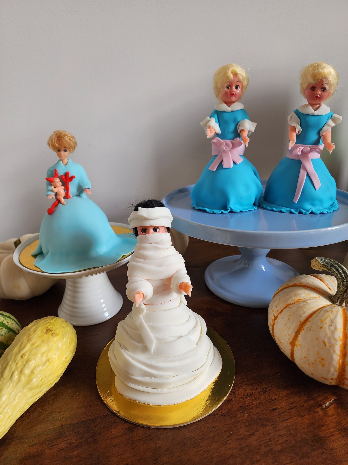 Mummy Margie Dawlcake™ - Doll Cake