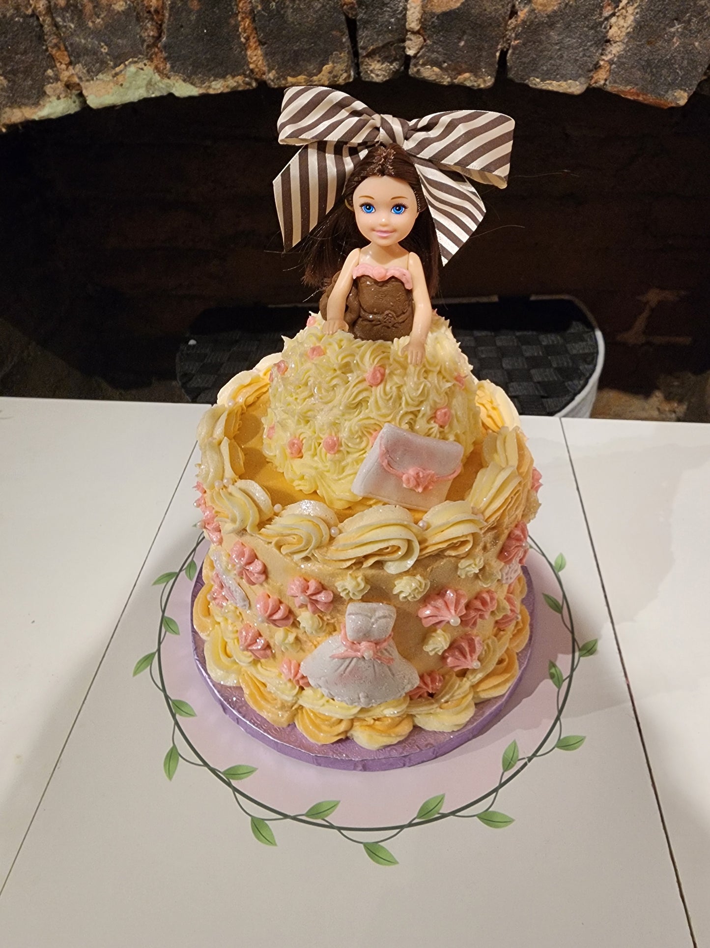 Fabulous Fashionista - Doll Cake